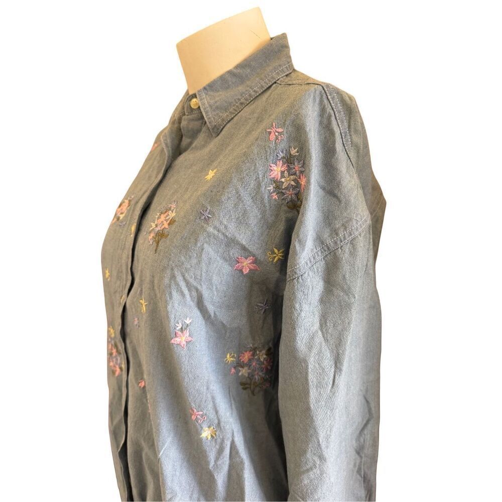 Solutions large women’s 100% cotton 90’s pastel pink floral embroidery denim shi